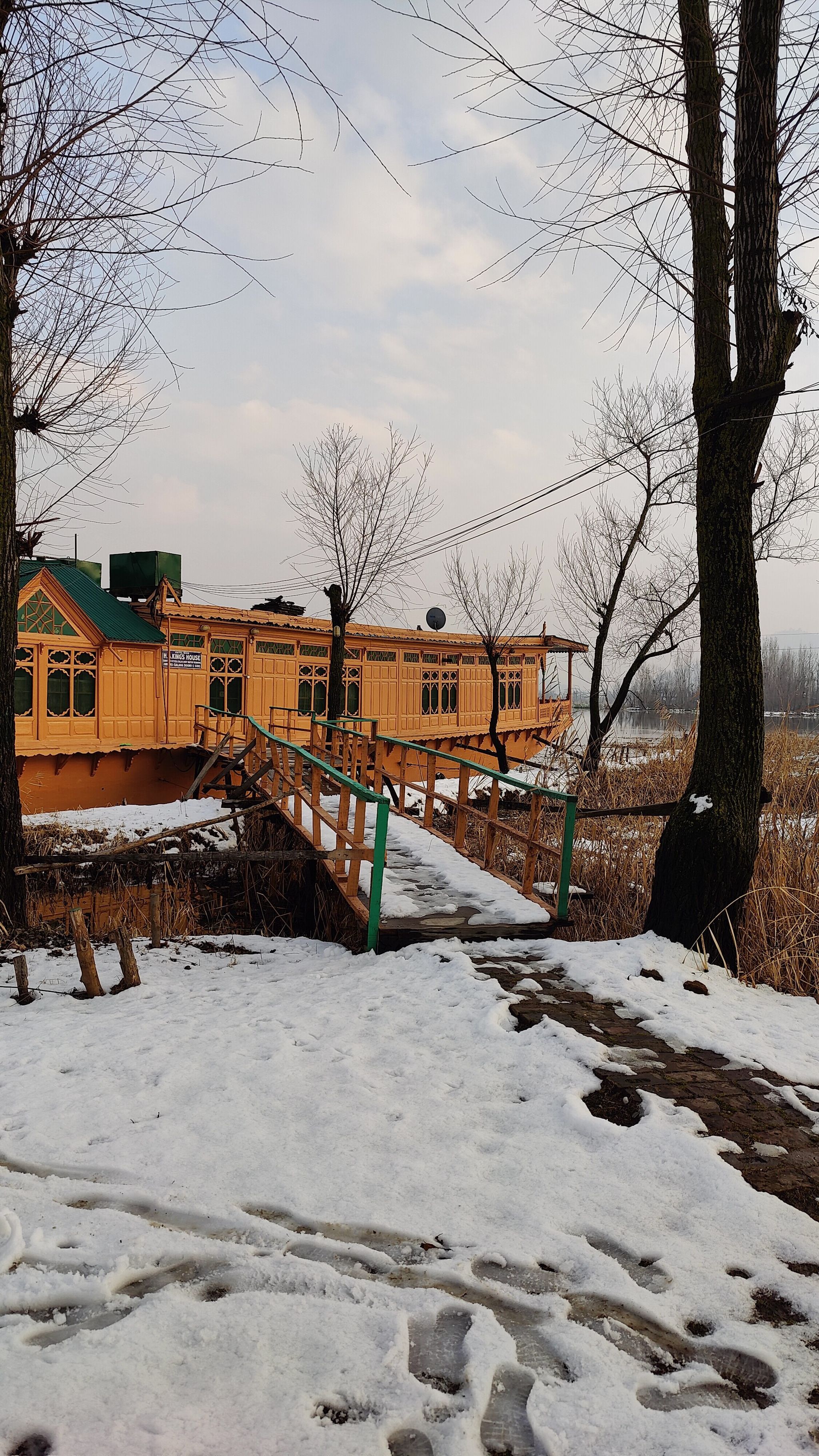 undefined Kings Houseboats 7