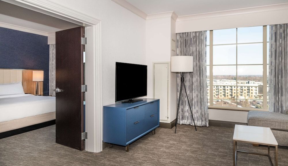 undefined Hilton Columbus/Polaris 4