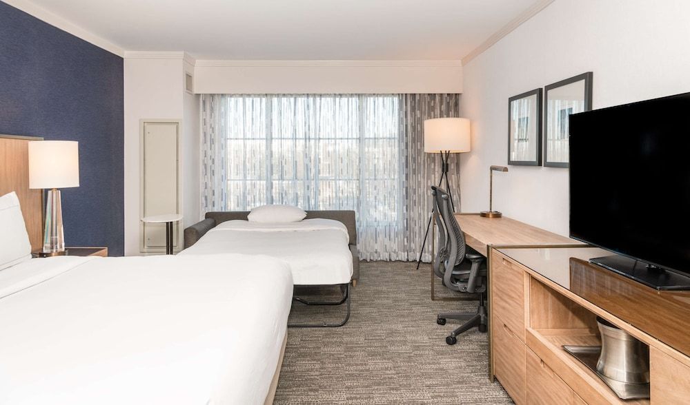 undefined Hilton Columbus/Polaris 3