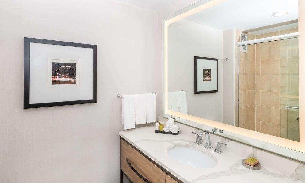 undefined Hilton Columbus/Polaris 10