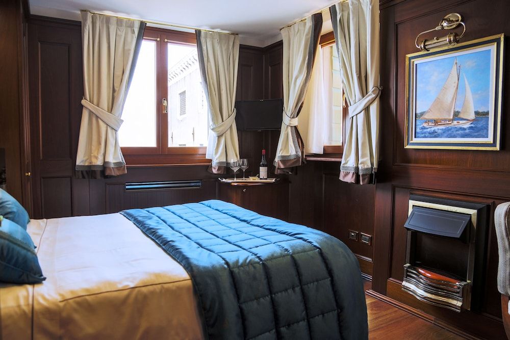 undefined Hotel Bucintoro