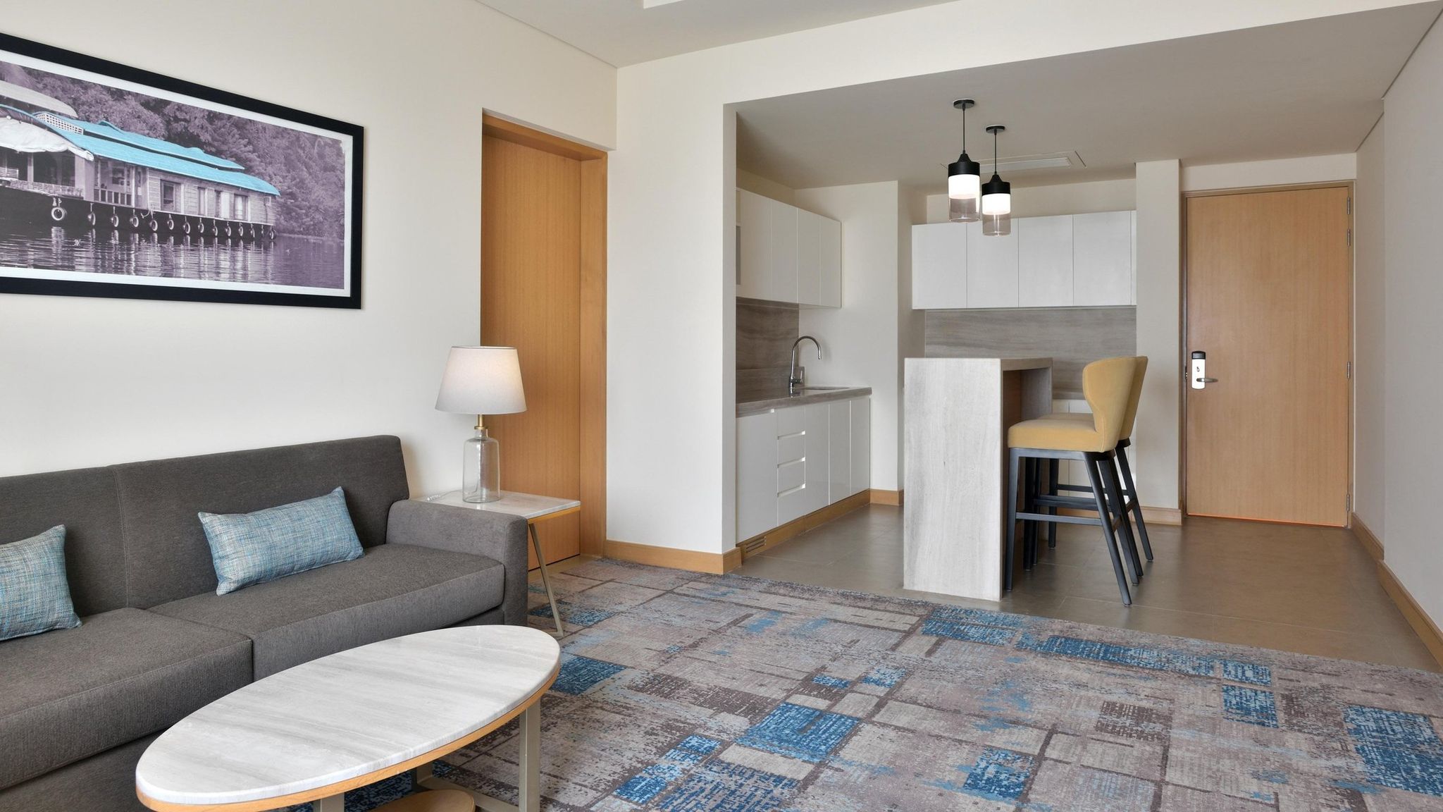 Suite - Kitchenette
