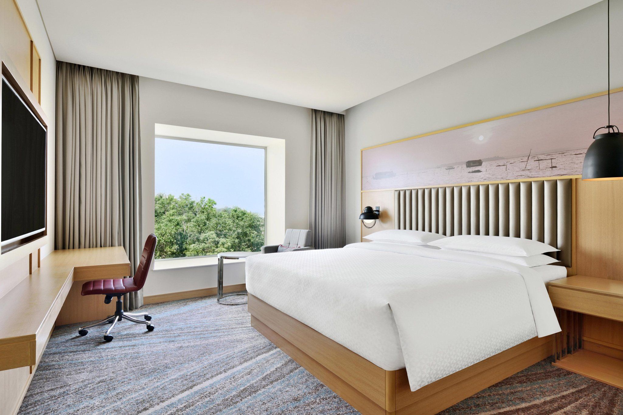 Four Points by Sheraton Kochi Infopark Guest room, 1 King