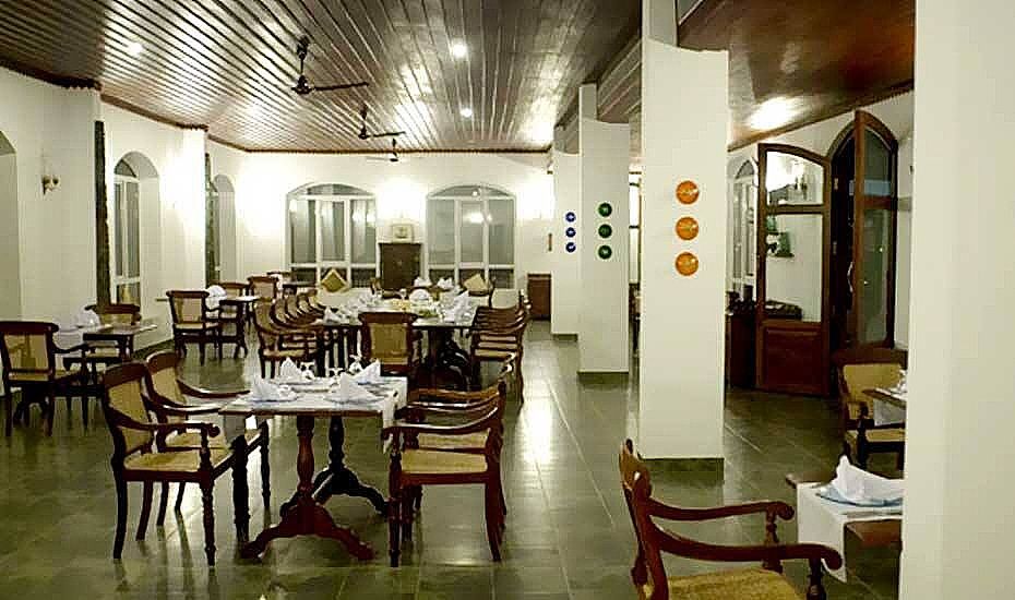 Food & Dining
