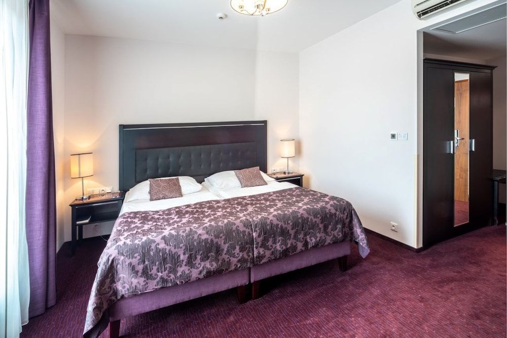 undefined EA Embassy Prague Hotel 4