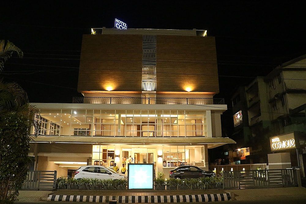 undefined Cosmique Clarks Inn Suites
