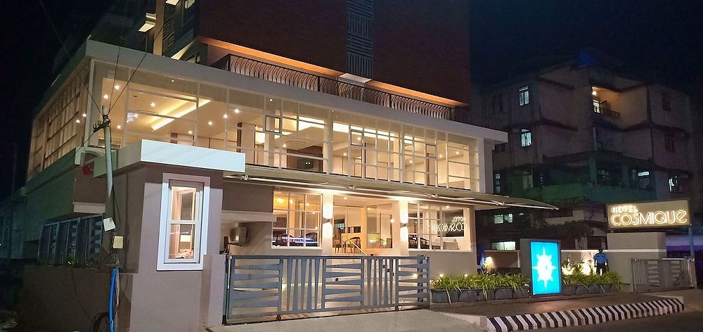 undefined Cosmique Clarks Inn Suites 2