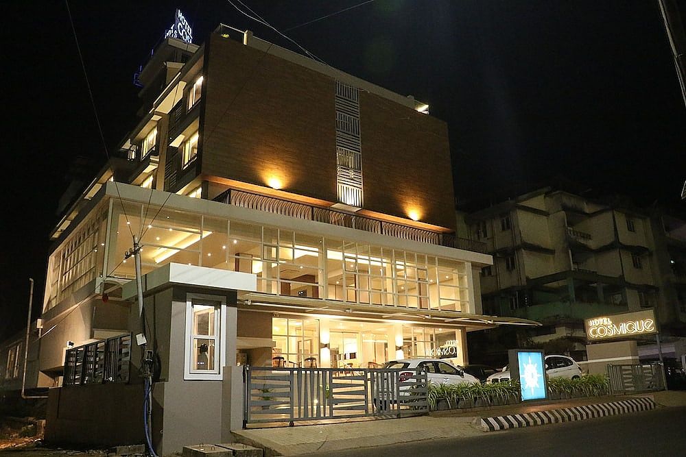 undefined Cosmique Clarks Inn Suites 9