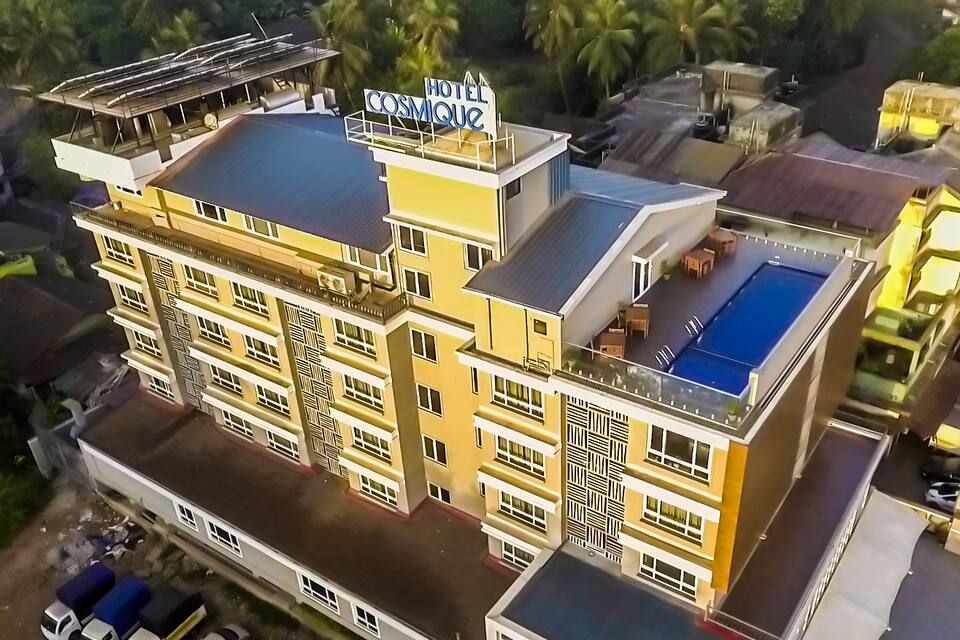 undefined Cosmique Clarks Inn Suites 3