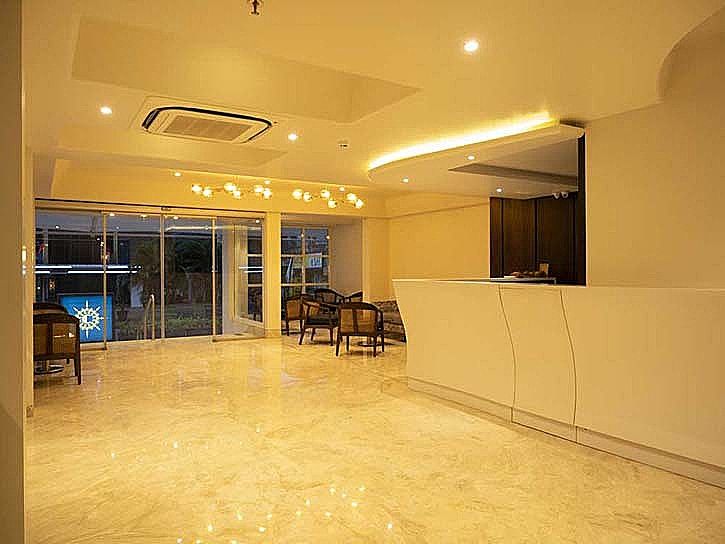 undefined Cosmique Clarks Inn Suites 4