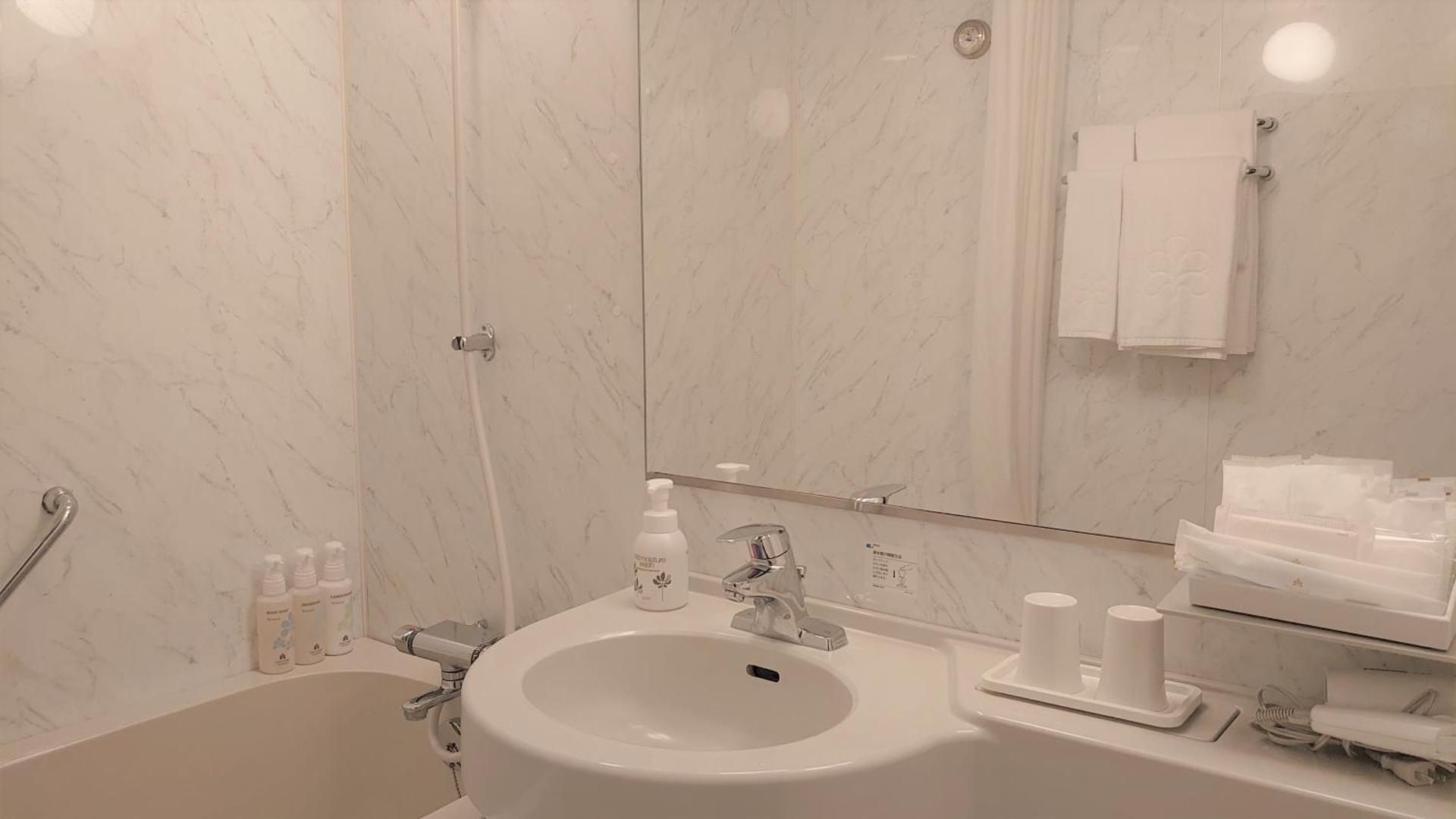 Superior Twin - Non-Smoking