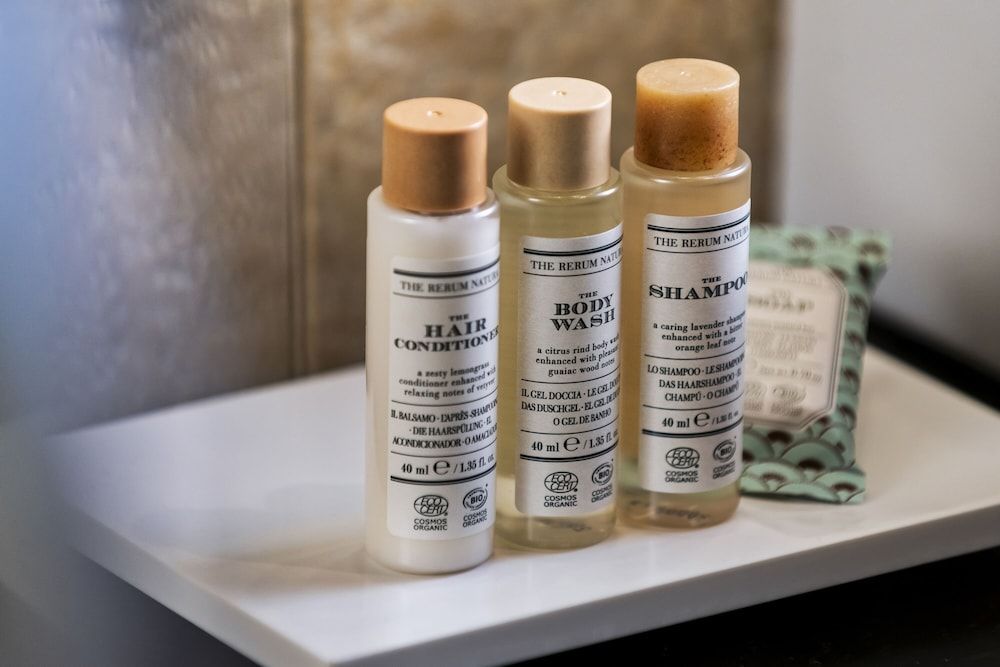 Salles Hotel Aeroport de Girona Double room single use with Spa access 10