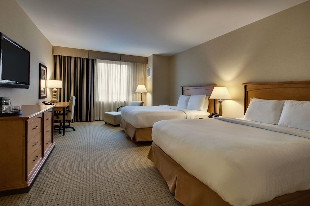 Hollywood Casino Bangor Deluxe Room, 2 Queen Beds, Non Smoking, City View 3
