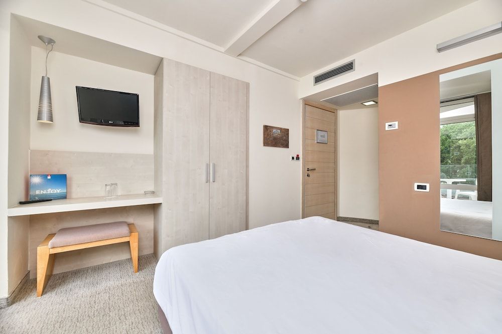 Classic Room, Balcony