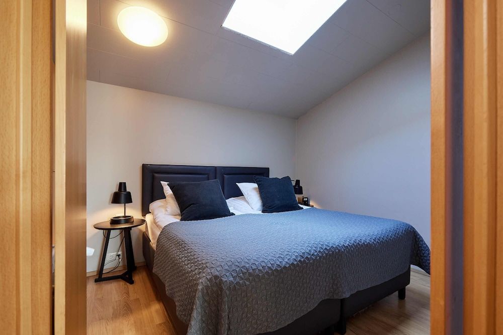 undefined Hotel Fron 9