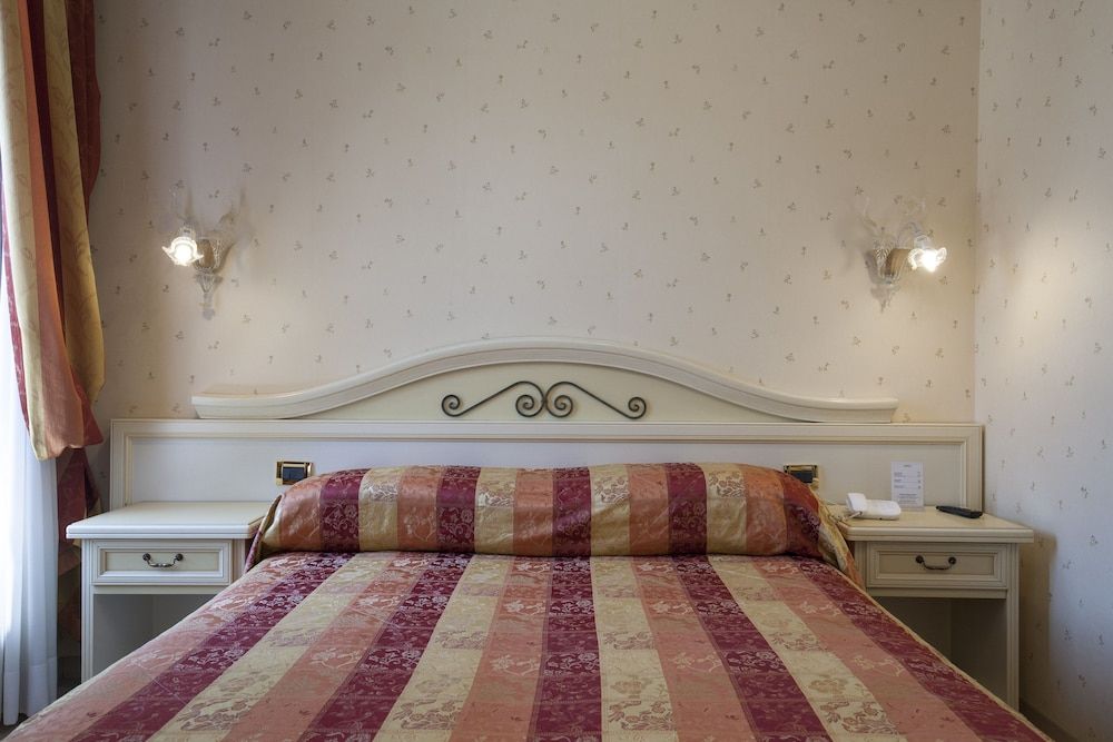 Hotel Riviera Classic Double Room, City View (San Marco)