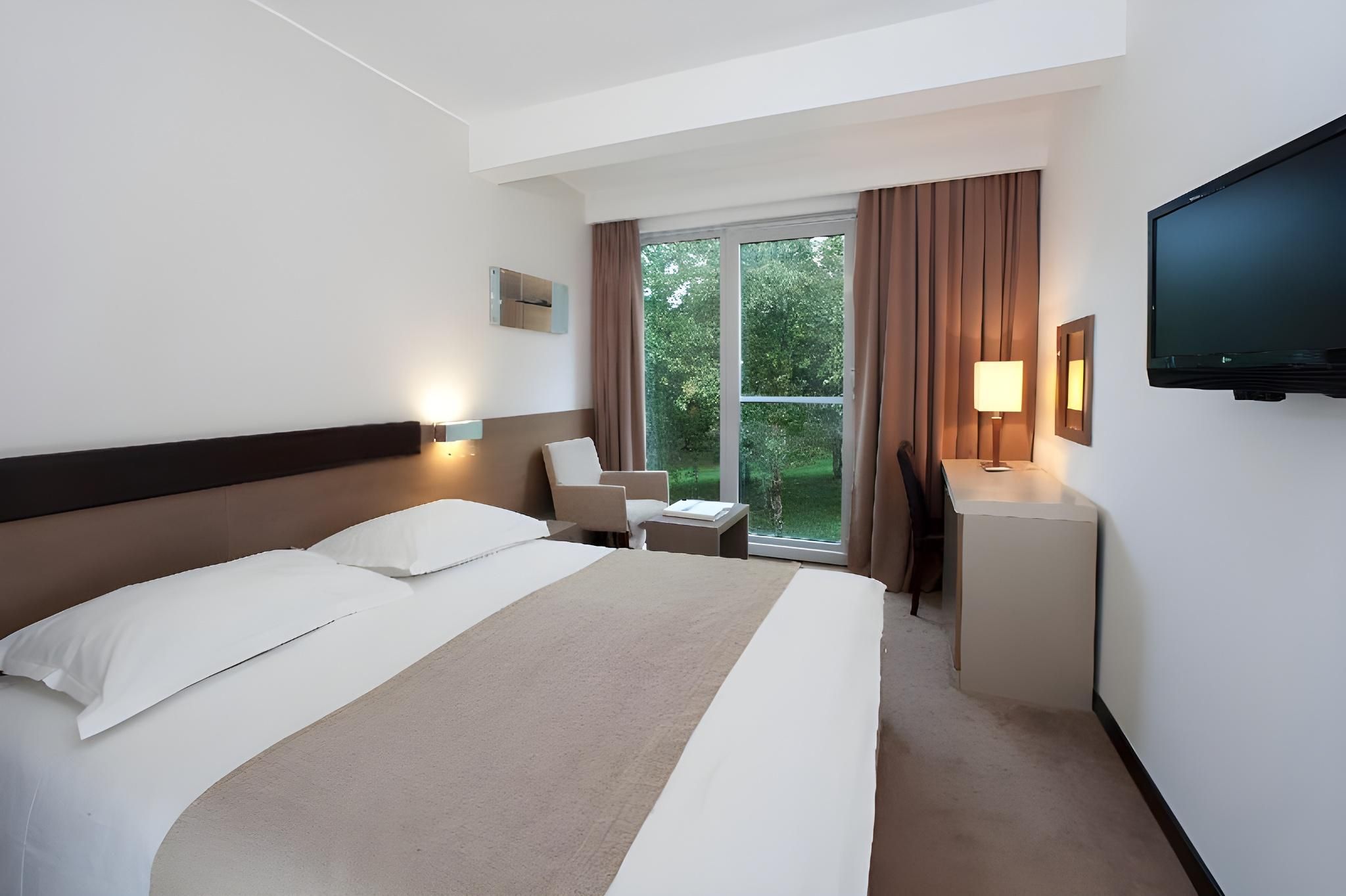 Economy Single Room