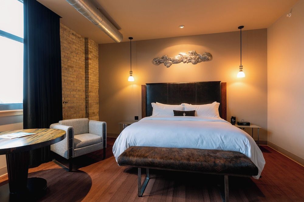Deluxe Room, 1 King Bed, Accessible, Non Smoking