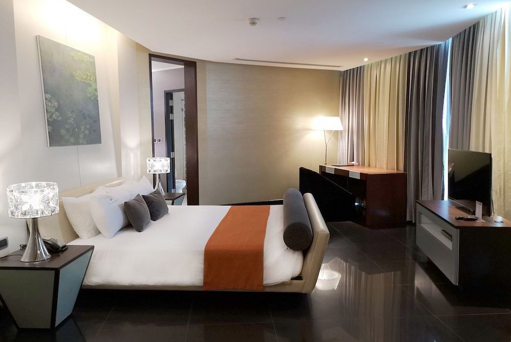 2 Bedroom Ocean View Extreme Suite