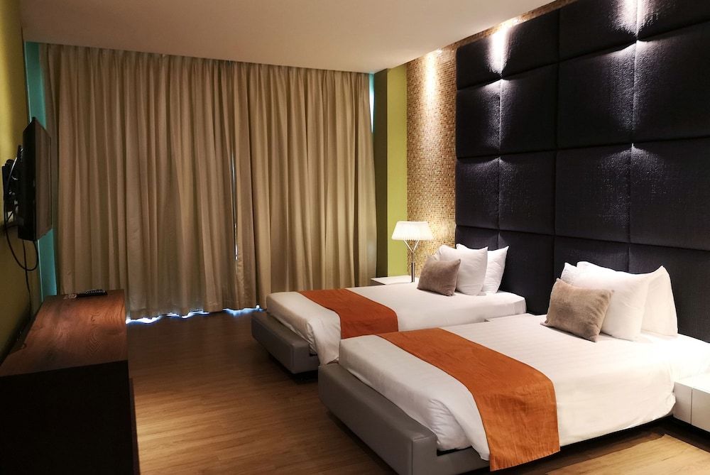 2 Bedroom Ocean View Extreme Suite
