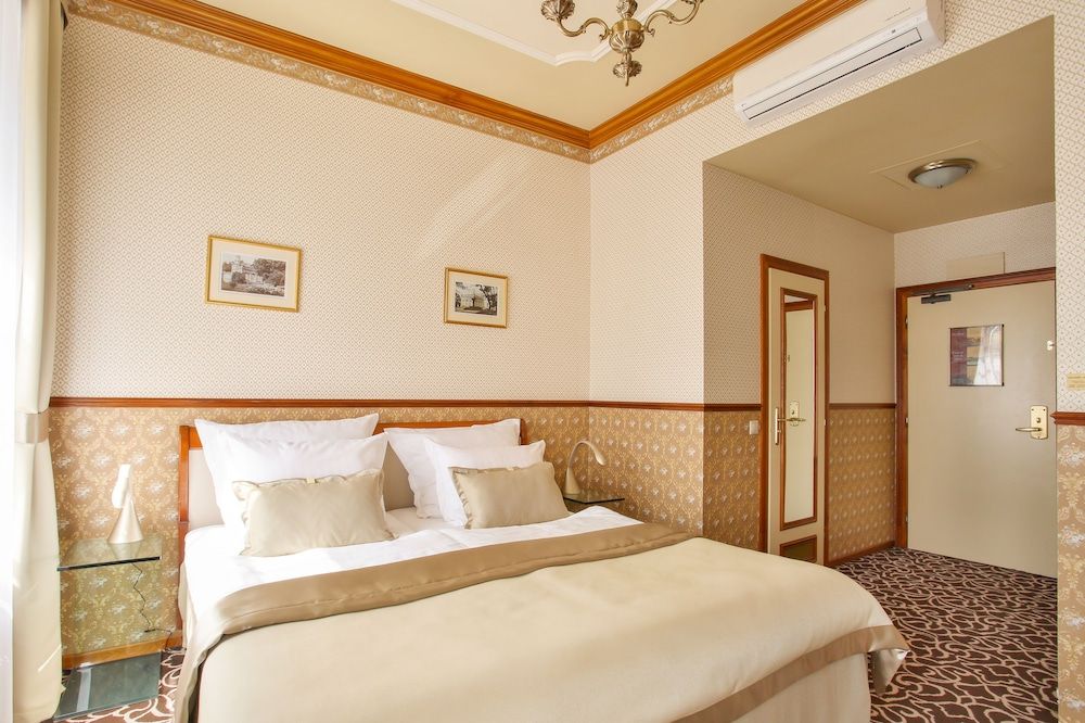 Chateau St Havel Deluxe Double Room, 1 Double Bed 3