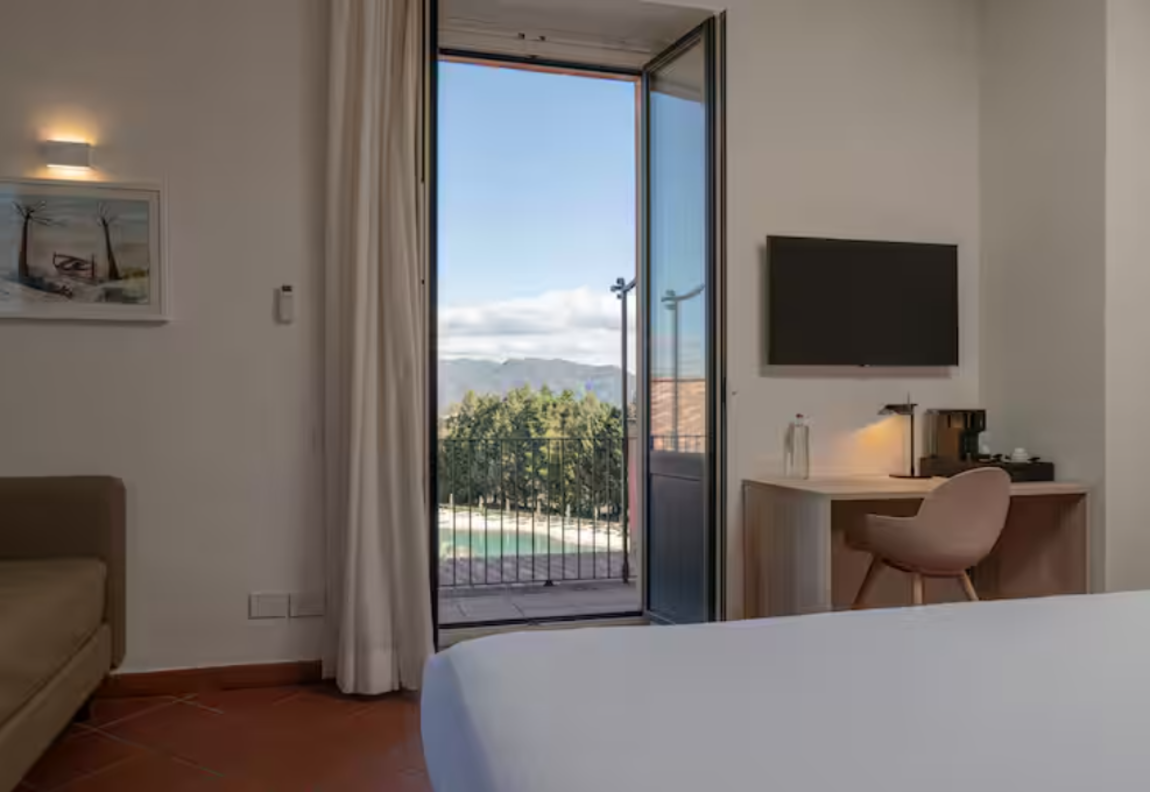 Twin Club House Room With Balcony