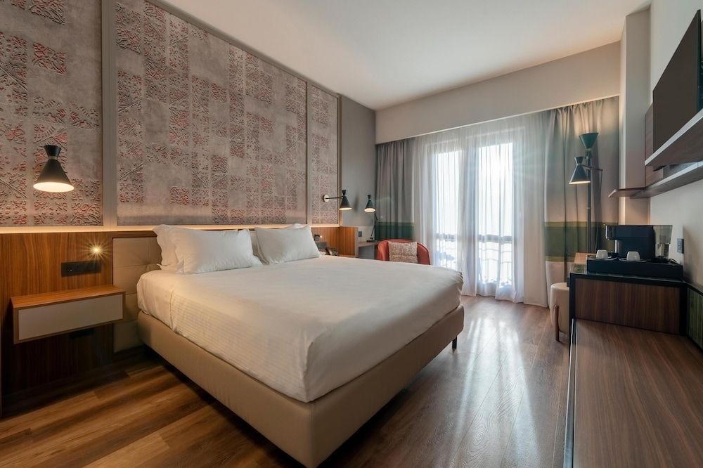 Picciolo Etna Golf Resort & Spa, Curio Collection by Hilton Room, 1 King Bed, Balcony (View)