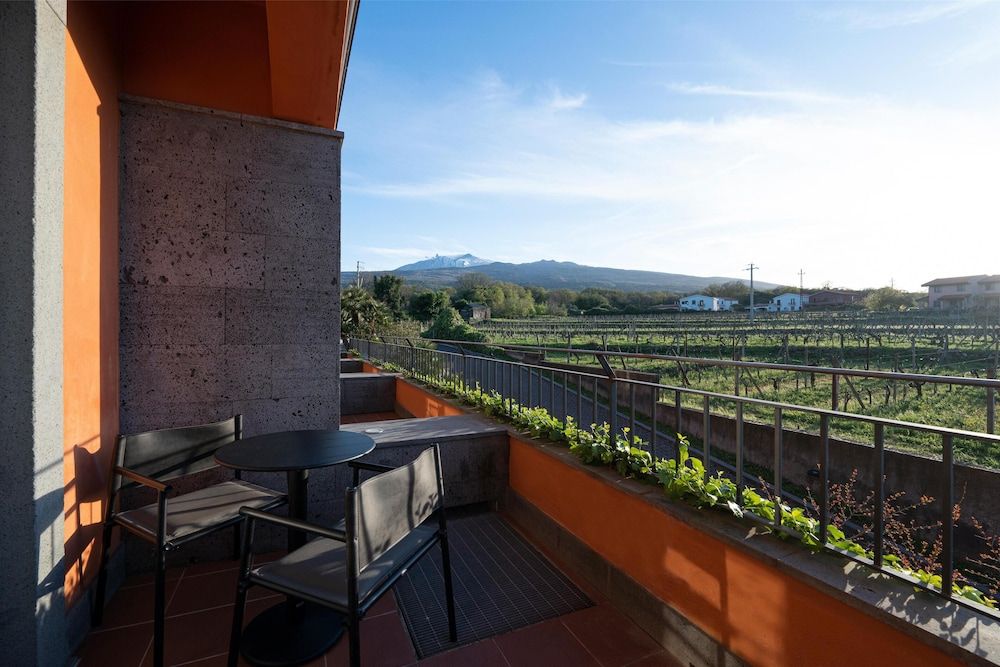 Picciolo Etna Golf Resort & Spa, Curio Collection by Hilton Room, 1 King Bed, Balcony (View) 3