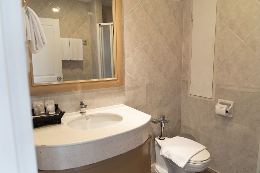 undefined Forum Park Hotel 8