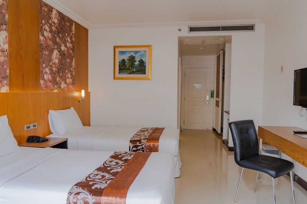 Deluxe Double or Twin Room, 1 Bedroom, Balcony, City View