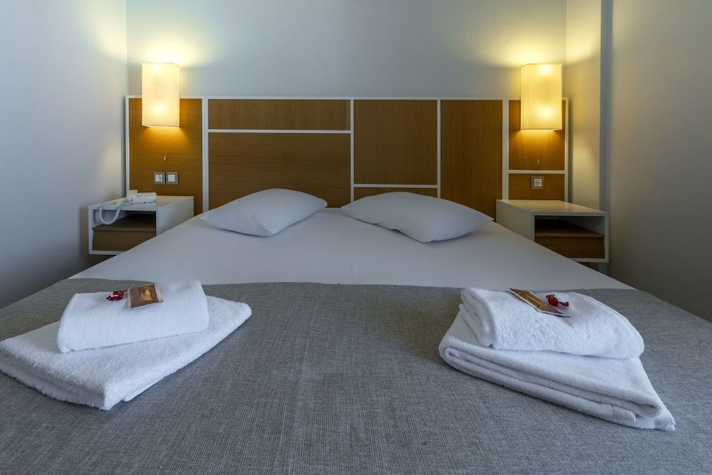 Fedriades Delphi Hotel Economy Twin Room