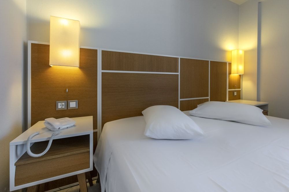 Fedriades Delphi Hotel Economy Twin Room 2