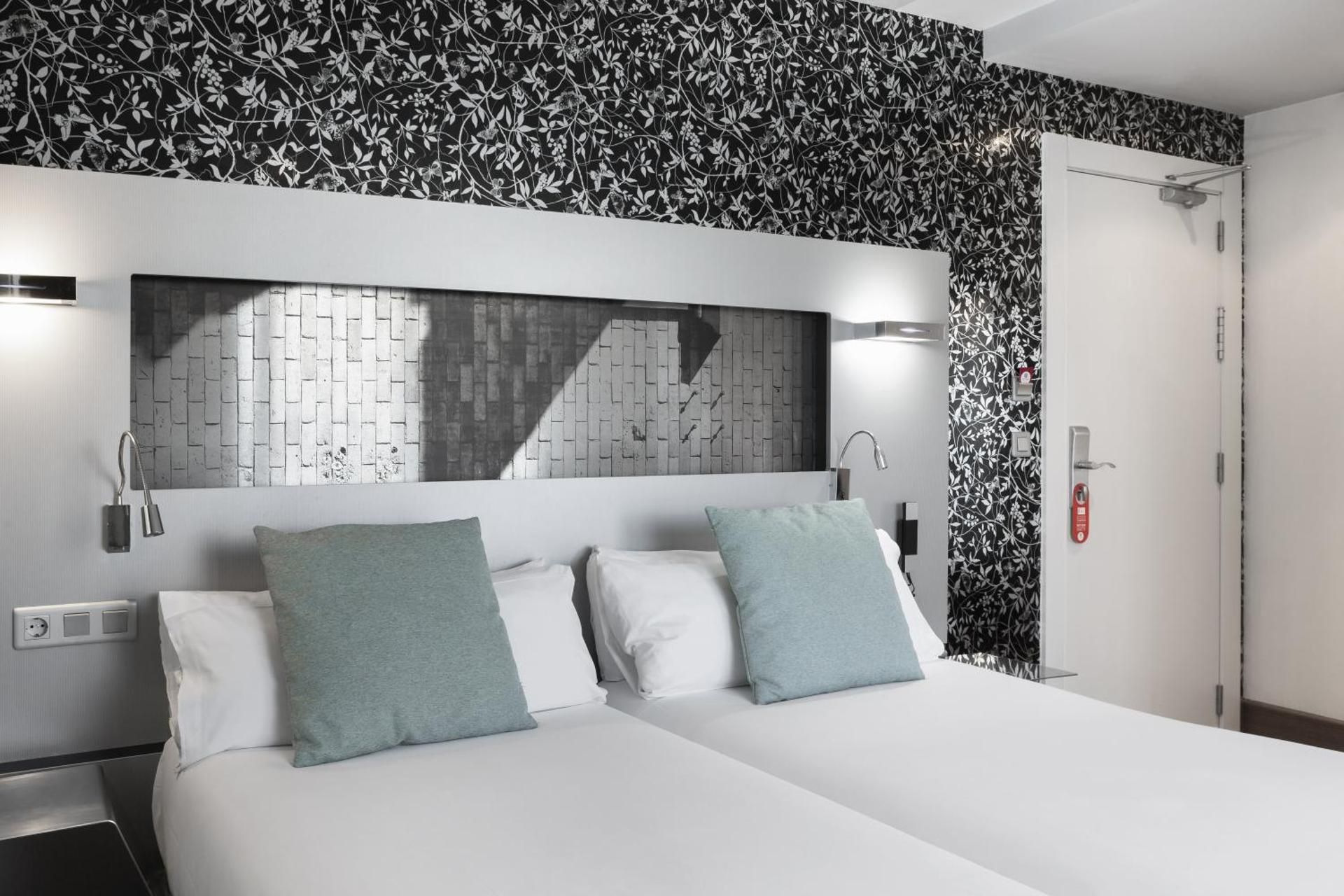 undefined Petit Palace Plaza Mayor 9