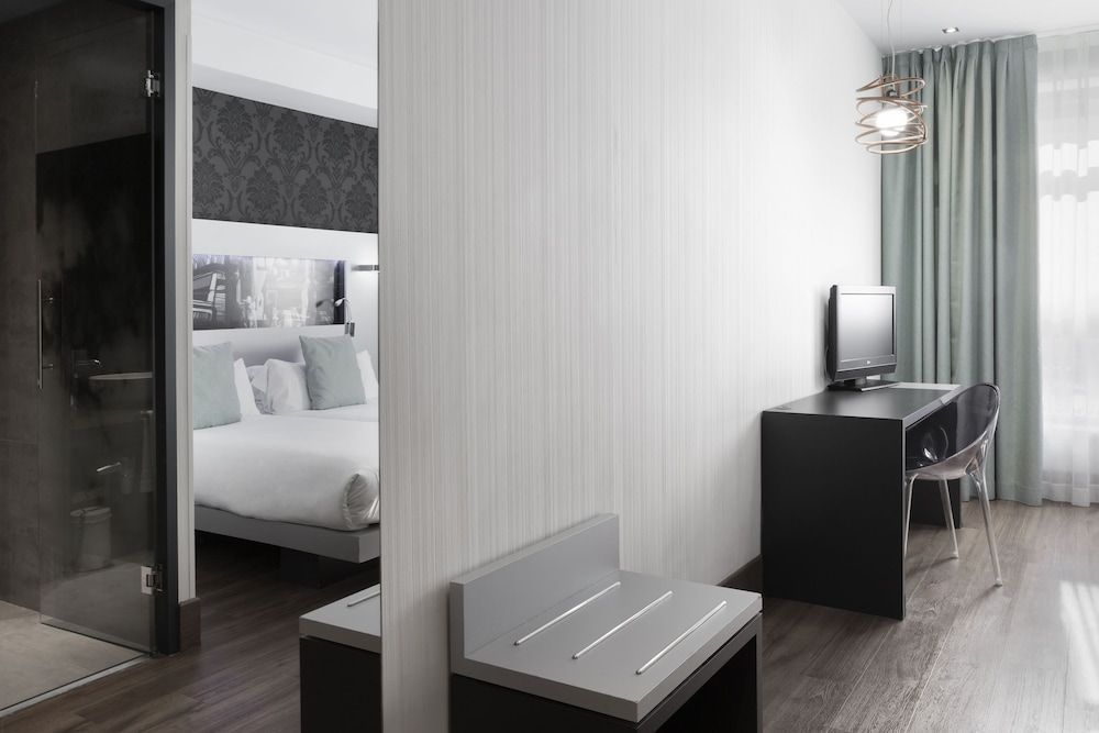 Petit Palace Plaza Mayor Standard Double Room 2