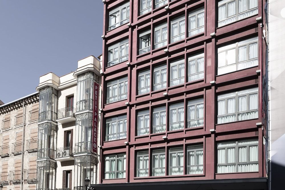 undefined Petit Palace Plaza Mayor 5