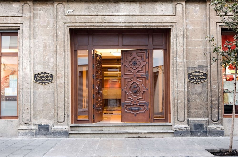 undefined Hampton Inn & Suites Mexico City - Centro Historico 8