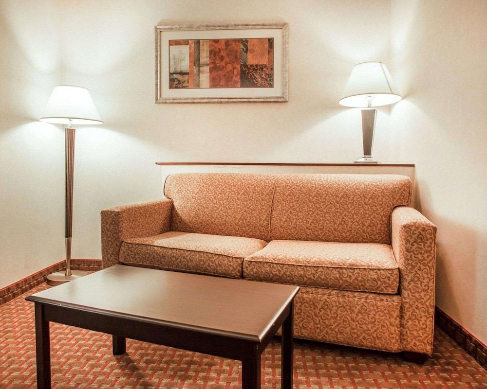 undefined Comfort Suites Mahwah - Paramus 7