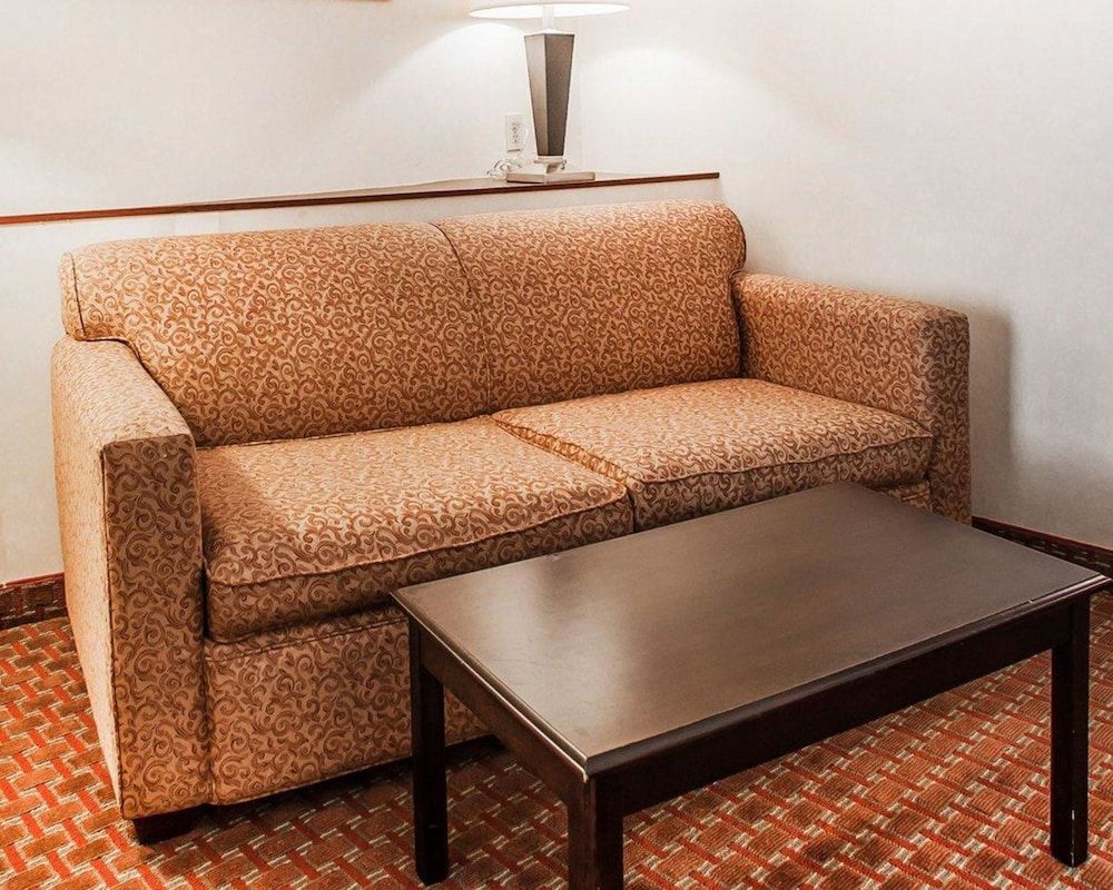 undefined Comfort Suites Mahwah - Paramus 6