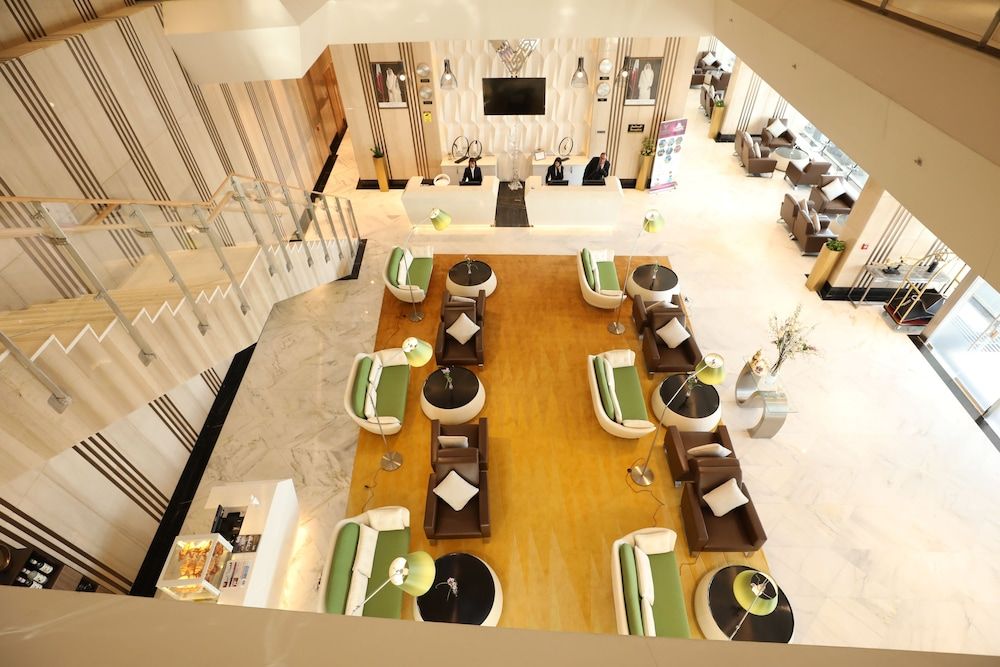 undefined VIP Hotel 9