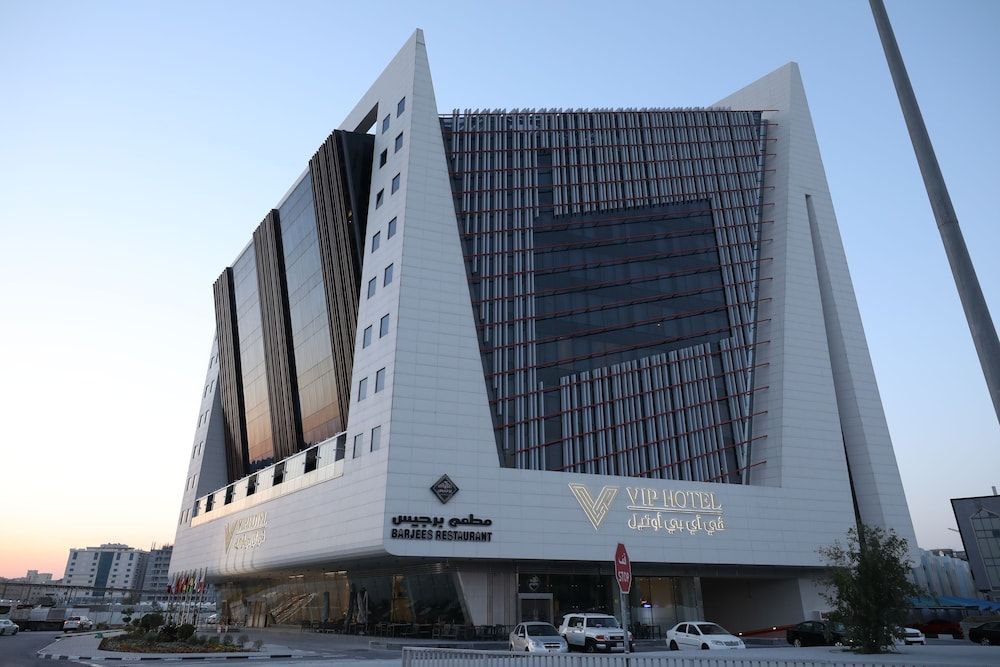 undefined VIP Hotel 5