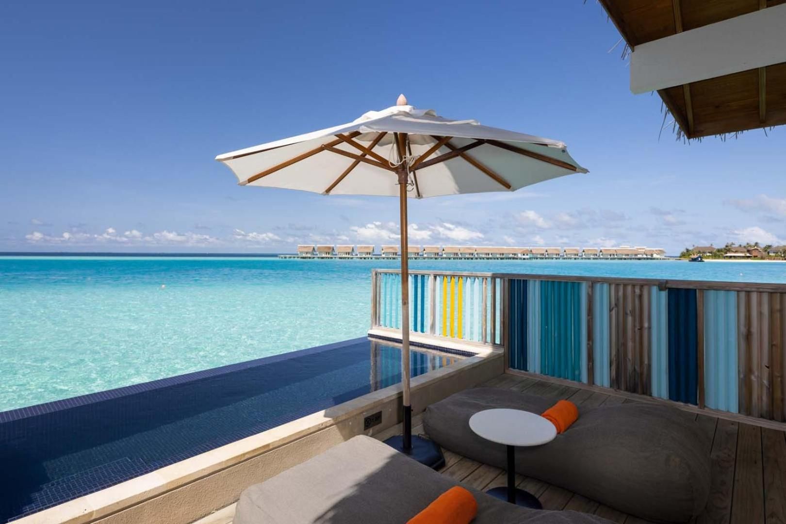 Diamond Overwater Private Pool Villa - 2 Single Beds