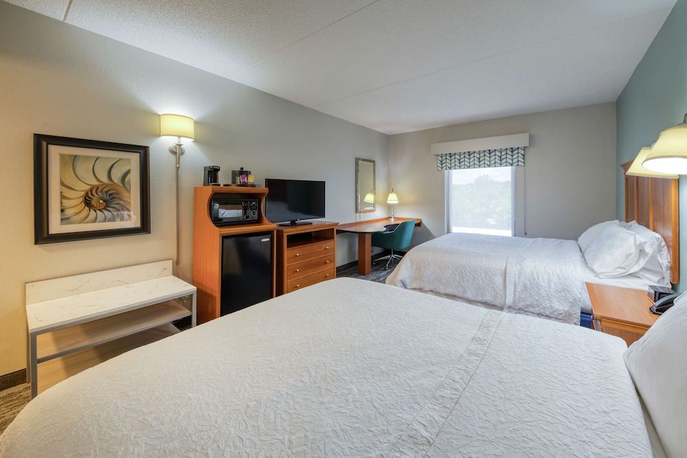 Two Queen Beds