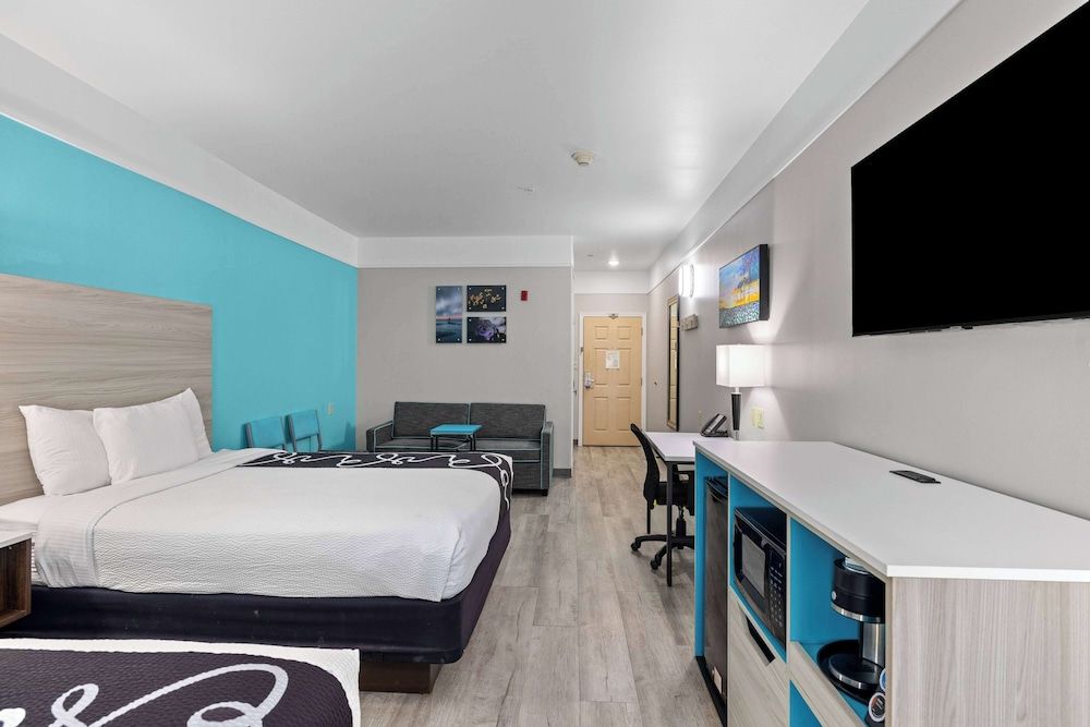 Executive Suite, Multiple Beds, Non Smoking