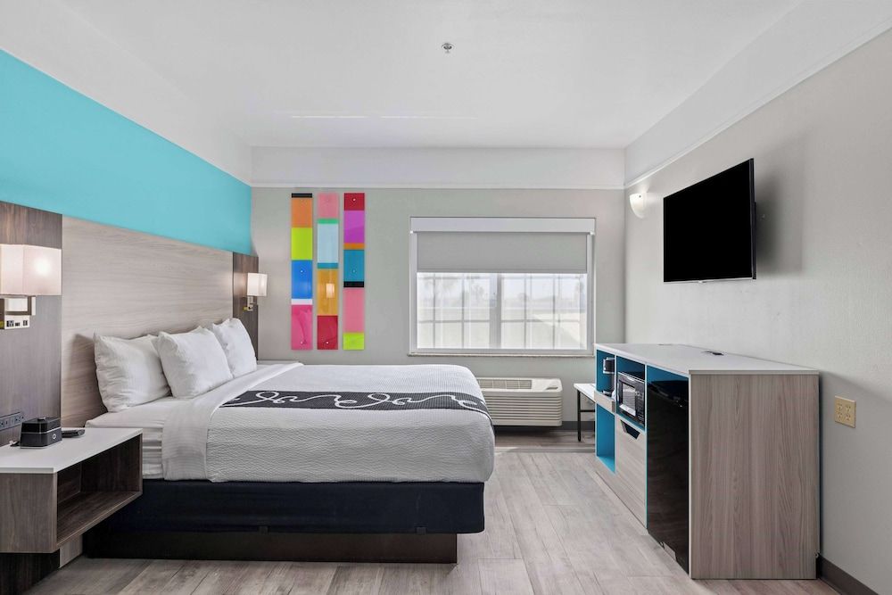 Superior Room, 1 King Bed, Non Smoking