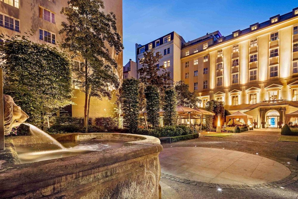 undefined The Grand Mark Prague - The Leading Hotels of the World 8