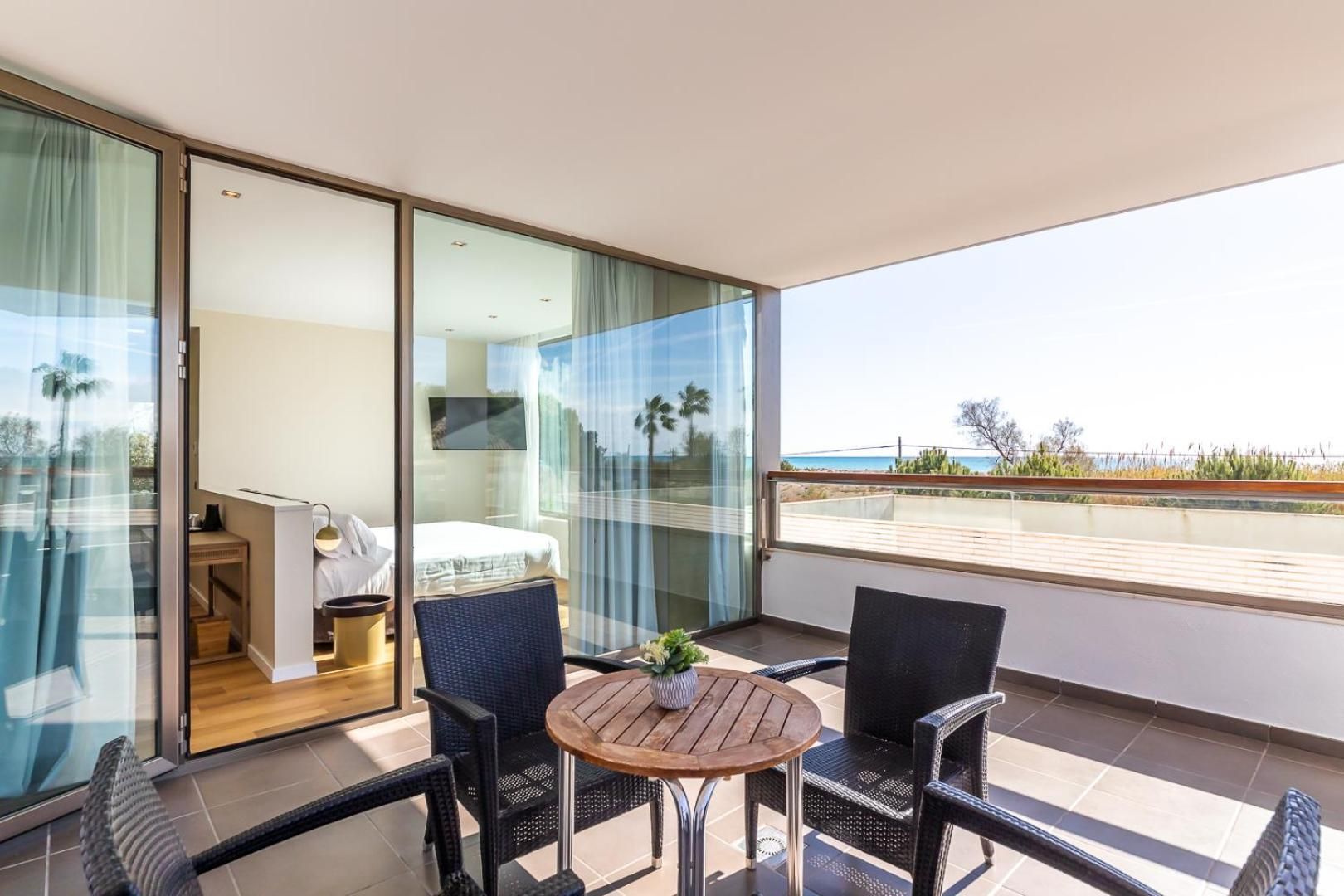 Junior Suite Deluxe with Sea View