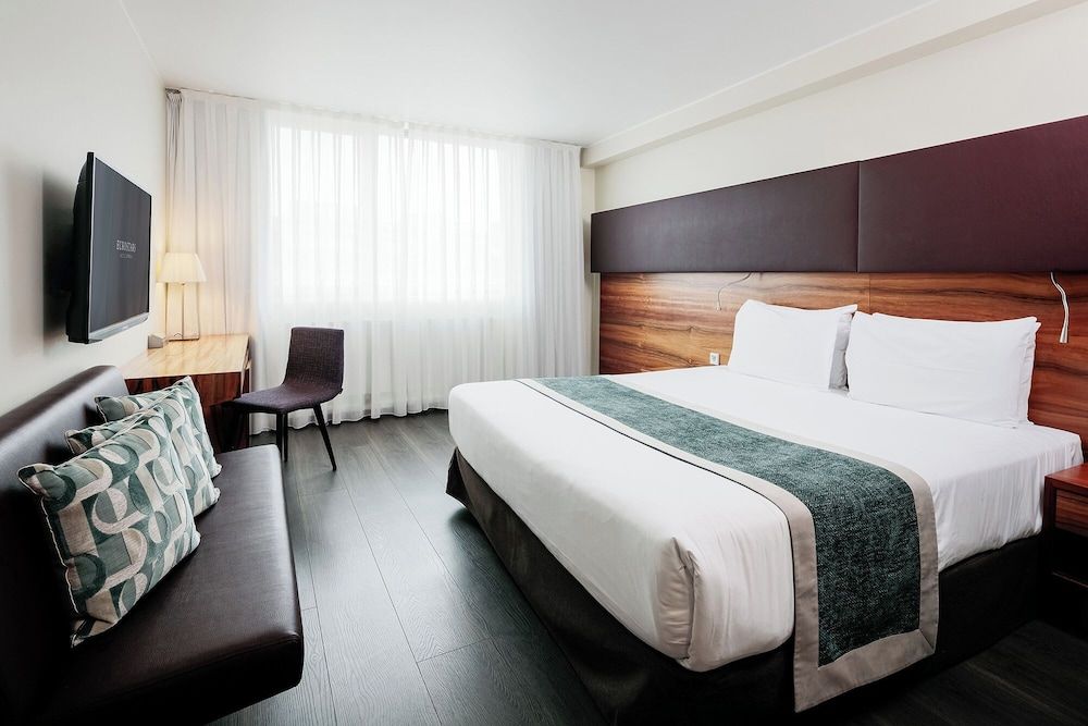 Hotel Eurostars Embassy Double Room 2