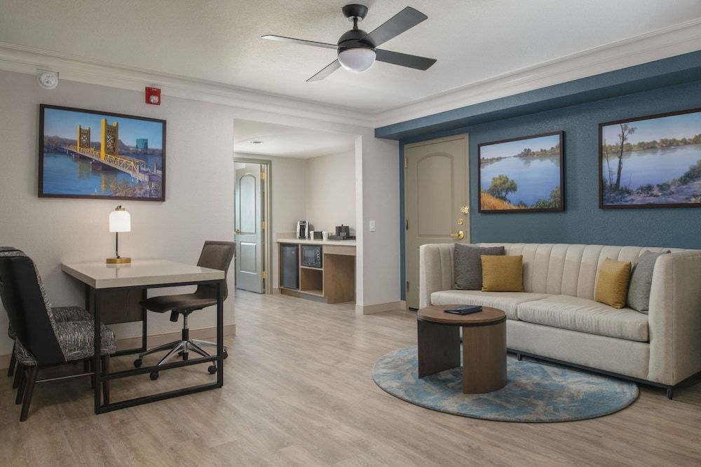 Suite, 1 King Bed, Accessible (2 Room Suite, Roll-In Shower)