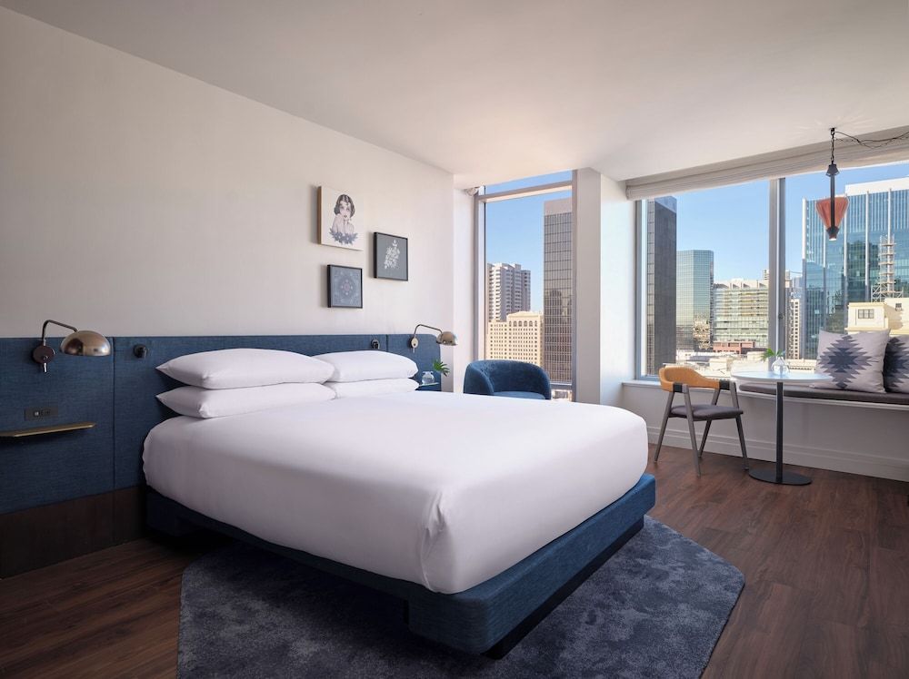 undefined Alma San Diego Downtown, a Tribute Portfolio Hotel 5