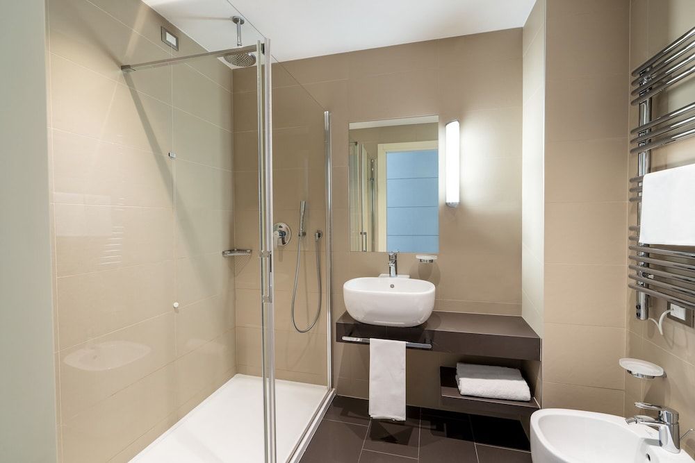 undefined UNA Hotels Bologna Fiera 9